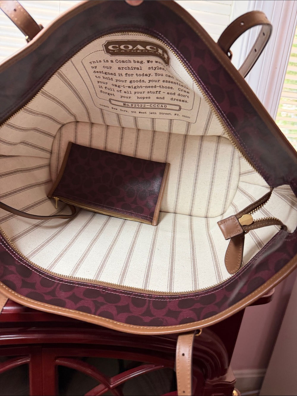 Coach Taxi Signature Tote in Burgundy/Chocolate - Picture 2 of 4